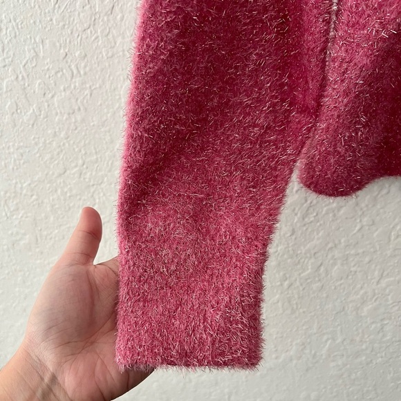 NWT Old Navy Eyelash Shine Fuzzy Pink A Boo Long Sleeve Crewneck Sweater Medium - Picture 9 of 10